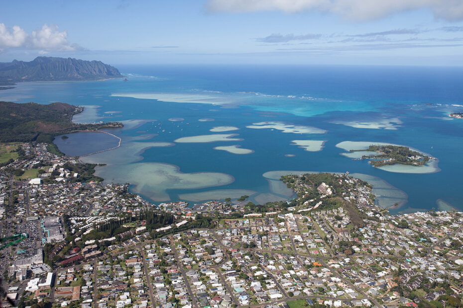 A collection of Hawaii travel photography taken from a helicopter. Amazing aerial shots of Oahu Island.